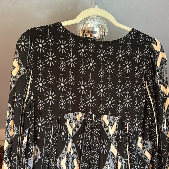 Free People Women's 60's Down by the Bay Tunic in Black & Blue - Picture 16 of 16